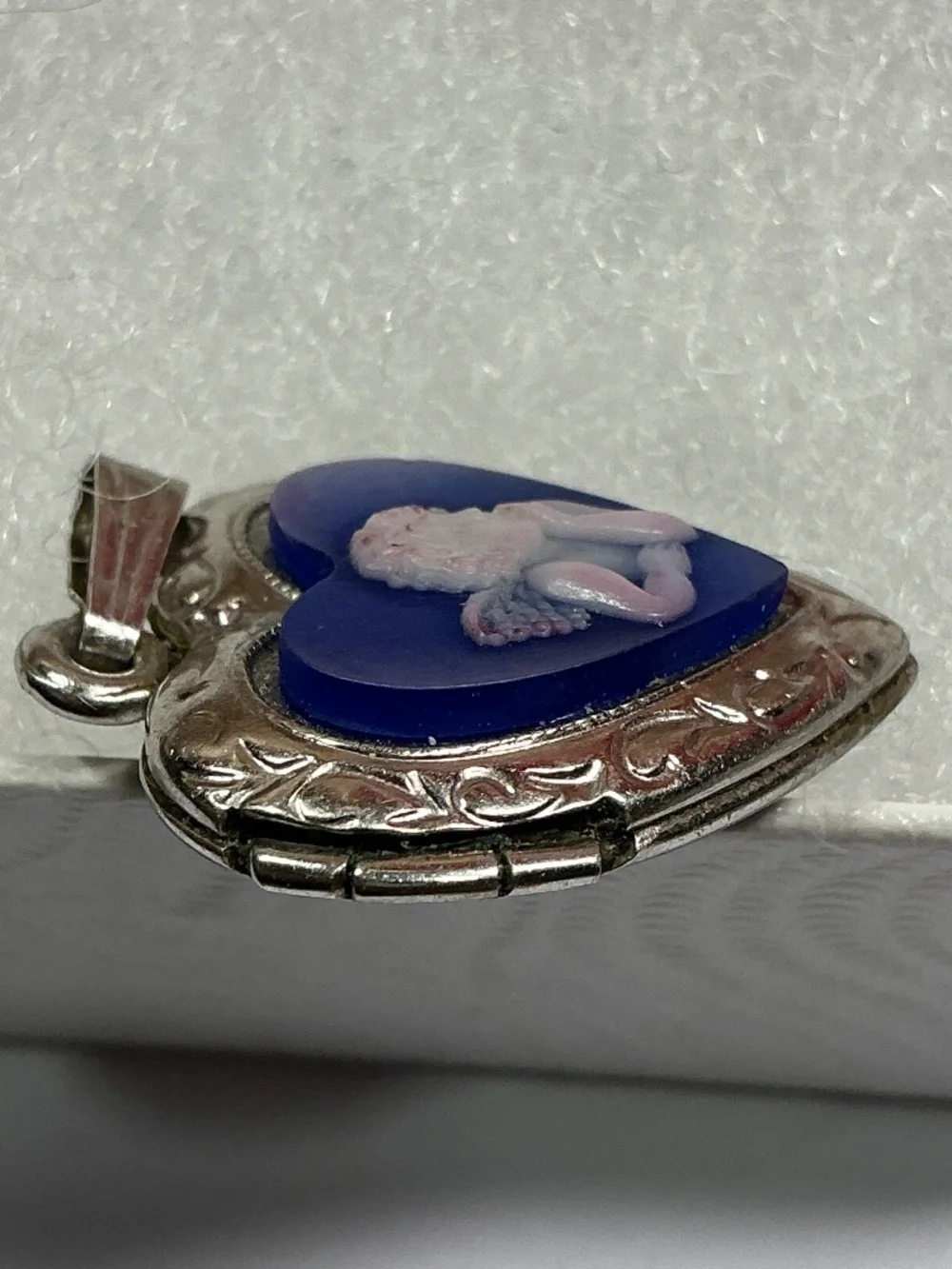 Vintage Sterling Silver Angel Blue Cameo Locket. 1.25 inches long
